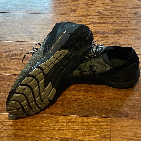 Men’s Under Armour athletic shoes 11 - Picture 3 of 4
